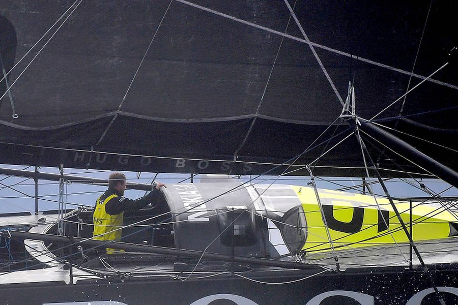 Hectic first 24 hours as Route du Rhum fleet heads west